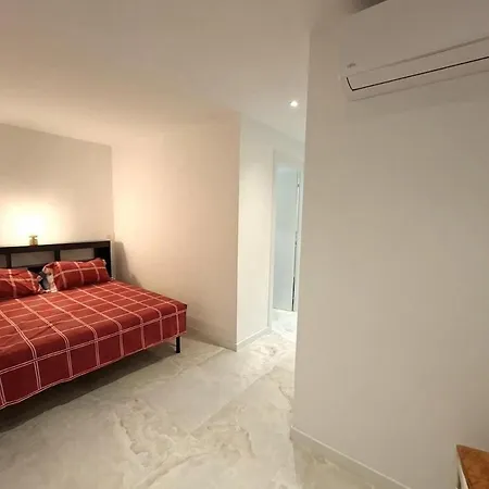 Quiet & Renovated In Dorsoduro - Garden View